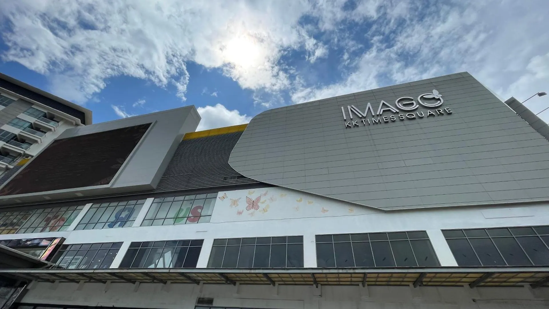 Ezyhouz - Imago The Loft Apartment Kota Kinabalu