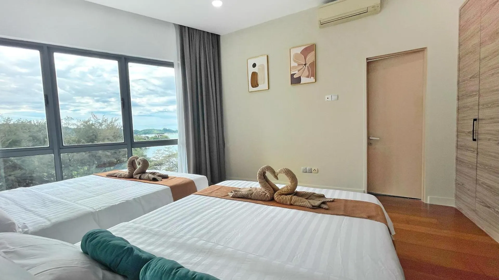 Ezyhouz - Imago The Loft Apartment Kota Kinabalu